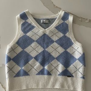 Hollister cropped no sleeve sweater vest Pale Blue & White | Size: Medium